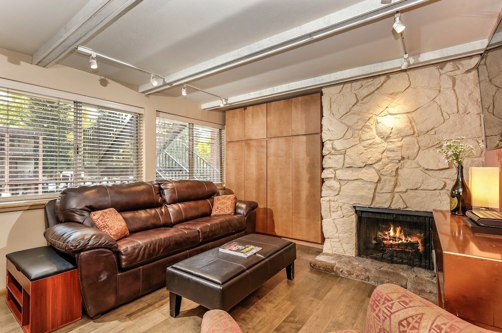 Фото Aspen Silverglo by Frias