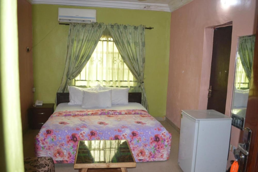 Фото HardRock Hotel and suites