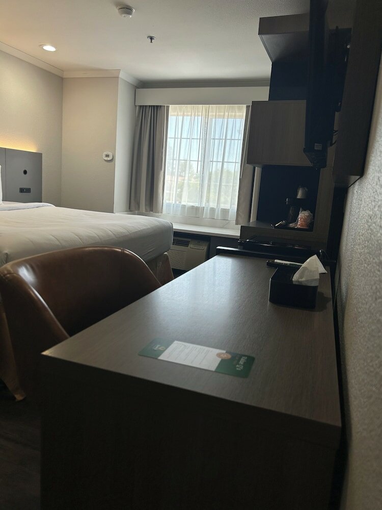 Фото Quality Inn & Suites Wine Country