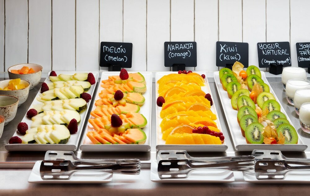 Фото H10 Puerta de Alcalá