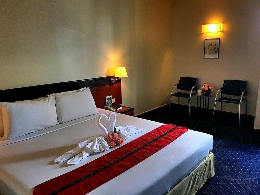 Фото Hadyai Golden Crown Hotel