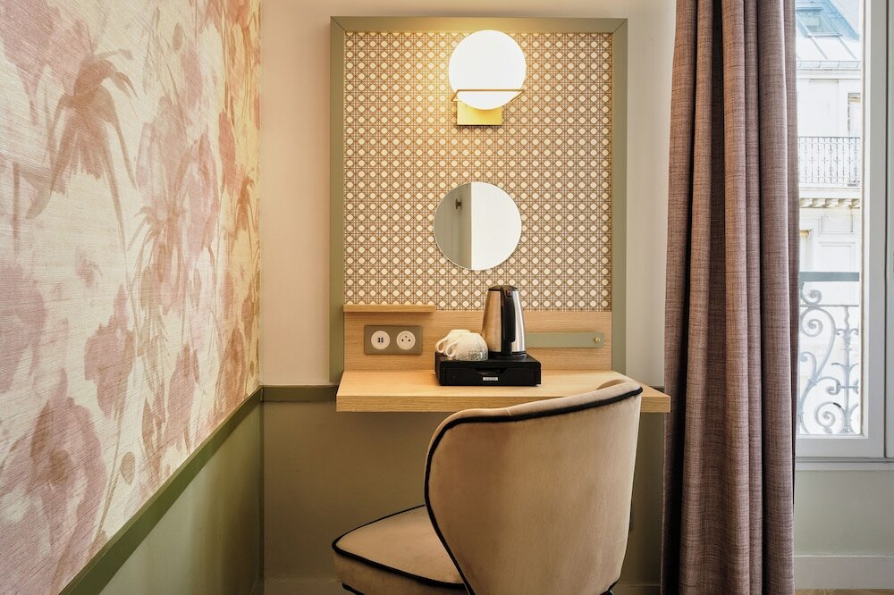 Фото Hotel Cervantes by Happyculture