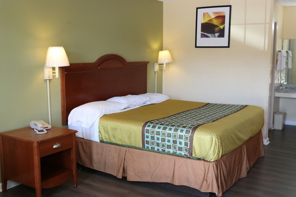 Фото Woodstream Inn