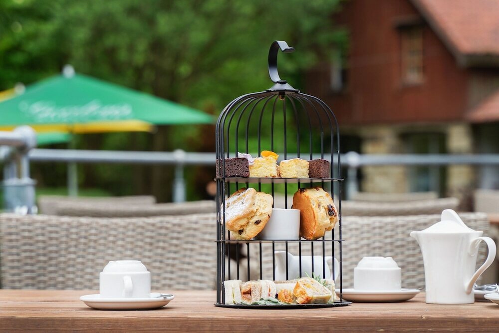 Фото Chevin Country Park Hotel & SPA