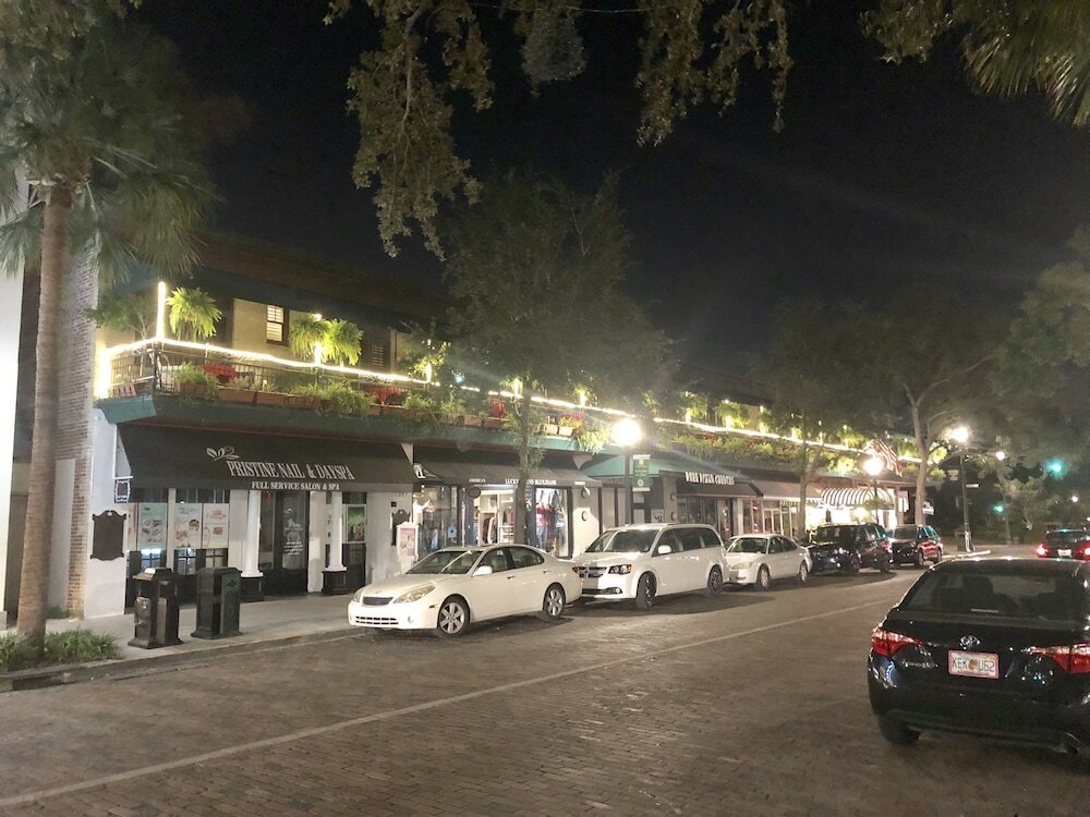 Фото Park Plaza Hotel