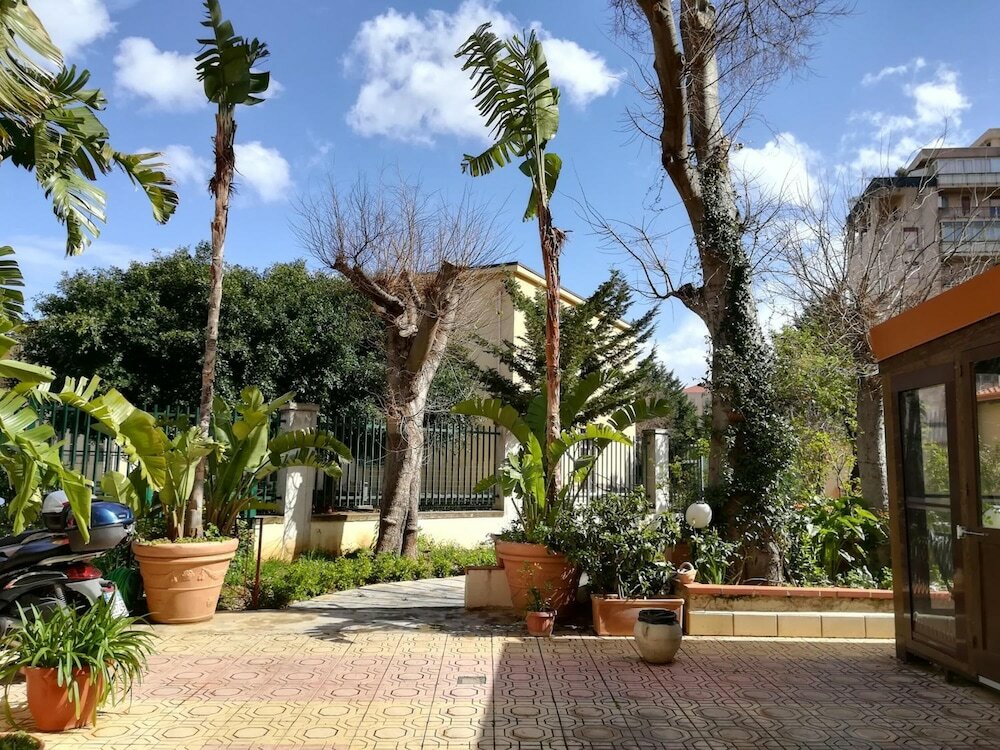 Фото Hotel d'Orleans