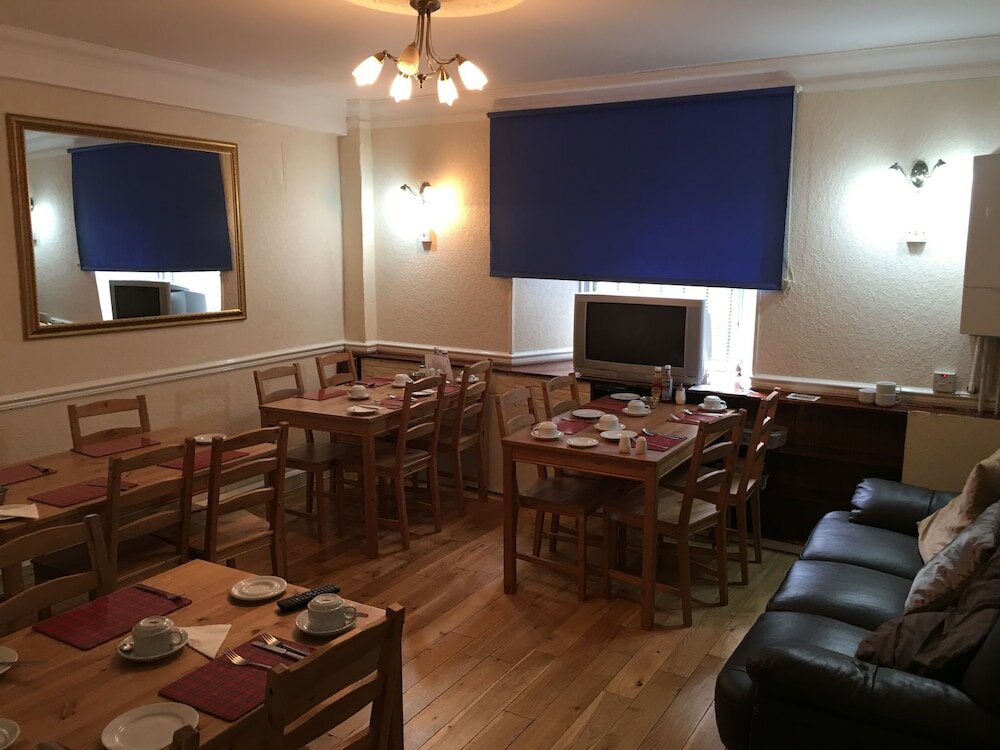 Фото Smiths Hotel