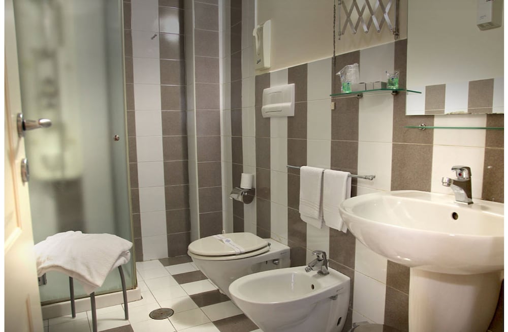 Фото Caravaggio Hotel