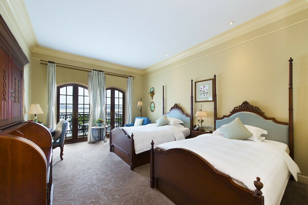 Фото Rocks Hotel