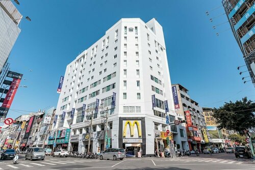 Гостиница Beacon Hotel в Тайчжуне