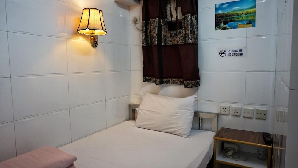 Фото Maple Leaf Guest House