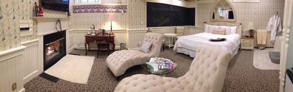 Фото Chambery Inn