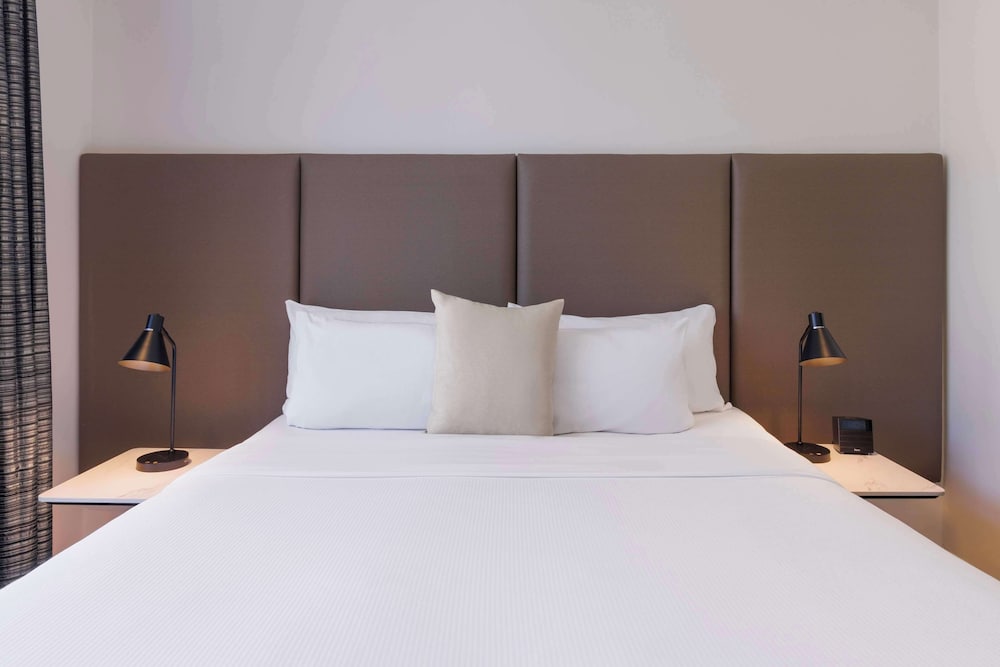 Фото Adina CityLife Auckland