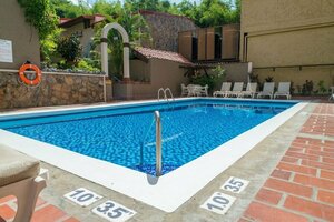 Гостиница Kapok Hotel