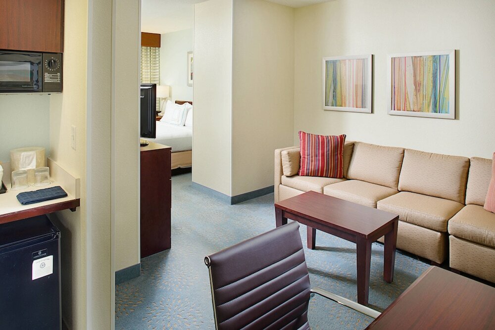 Фото SpringHill Suites Manchester-Boston Regional Airport