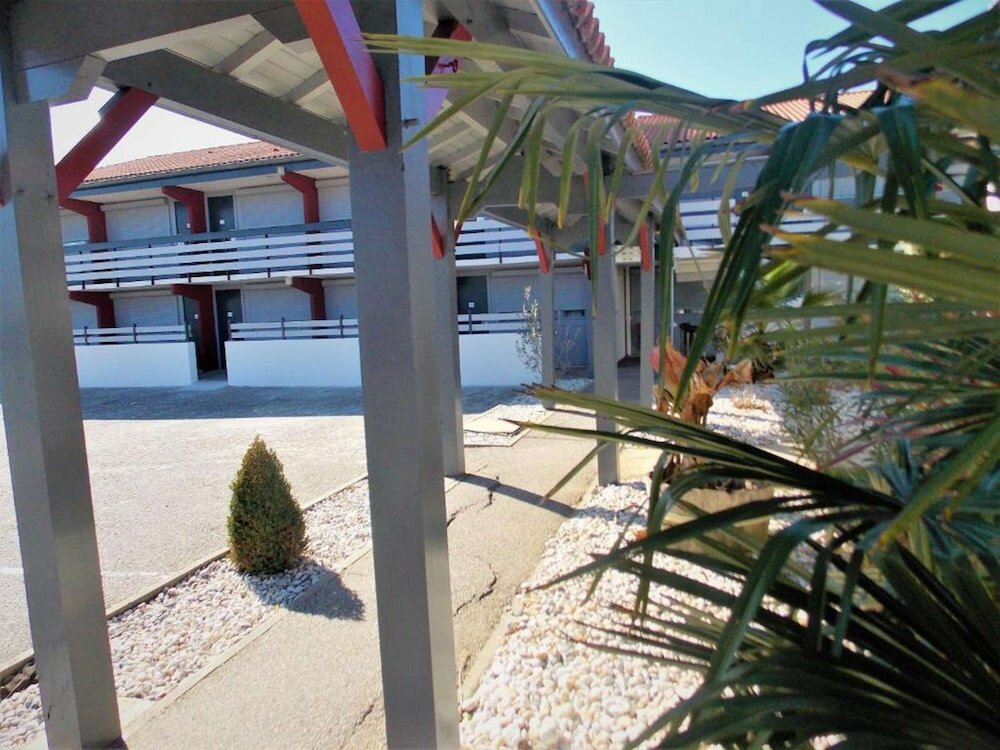 Фото Kyriad Bordeaux - Mérignac Aéroport