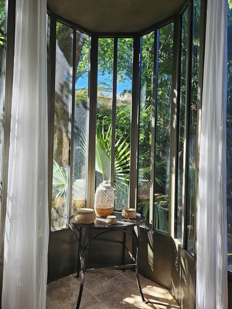 Фото La Divine Comédie - Demeure Privée & SPA