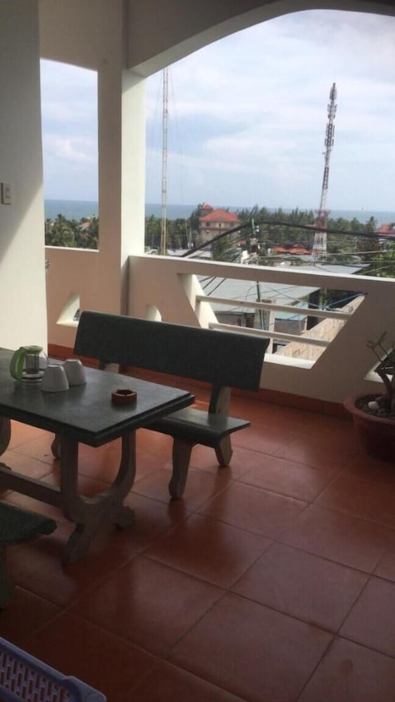 Фото Viet's Hotel