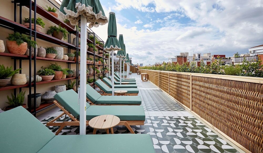 Фото Radisson Blu 1882 Hotel, Barcelona Sagrada Familia