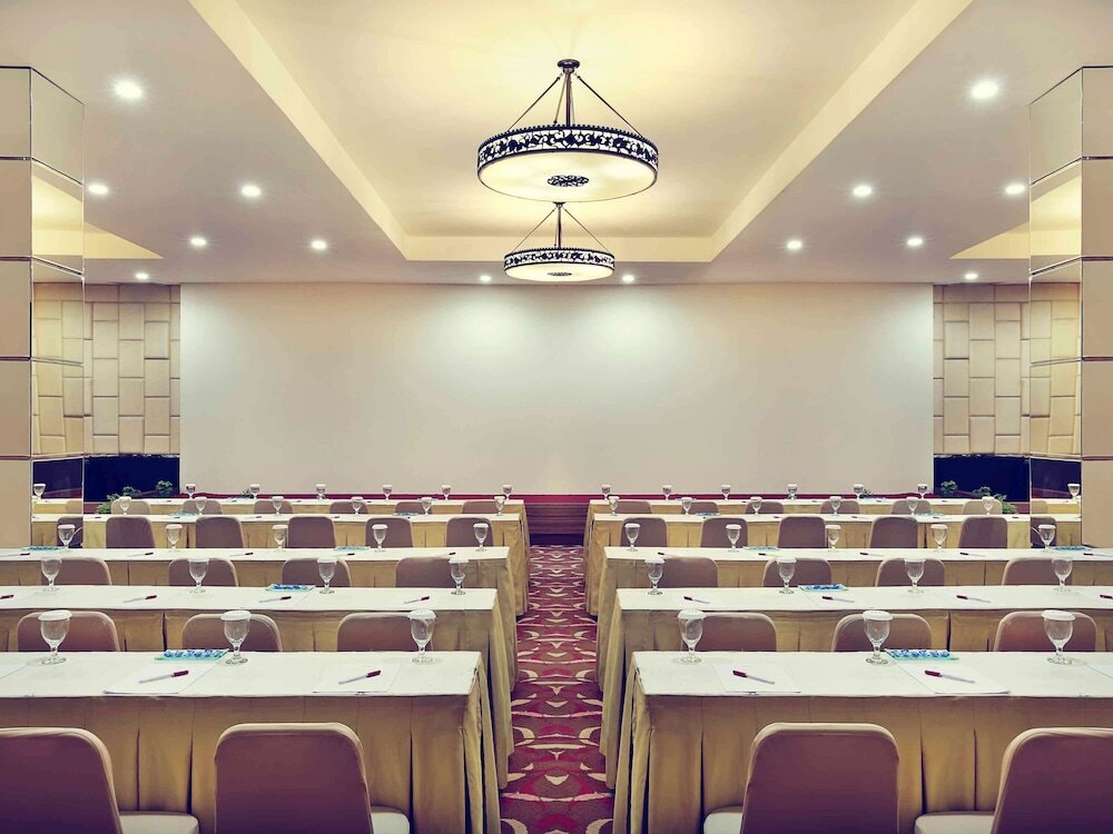 Фото Mercure Pontianak City Center