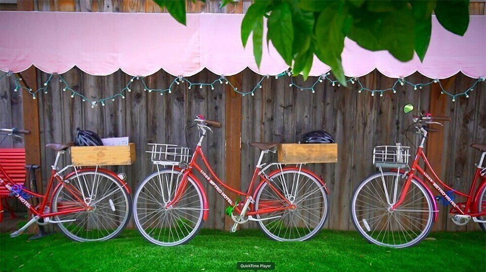 Фото Metro Hotel and Cafe