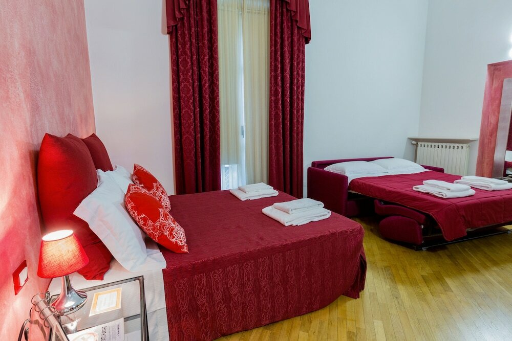 Фото La Locandiera B&b