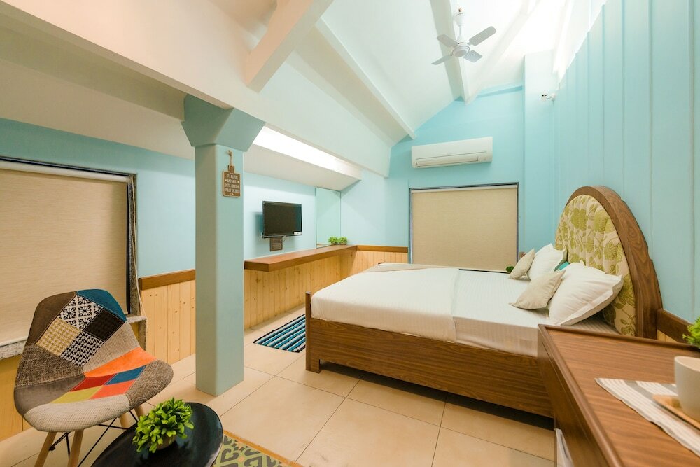 Фото Travellers Inn Mumbai