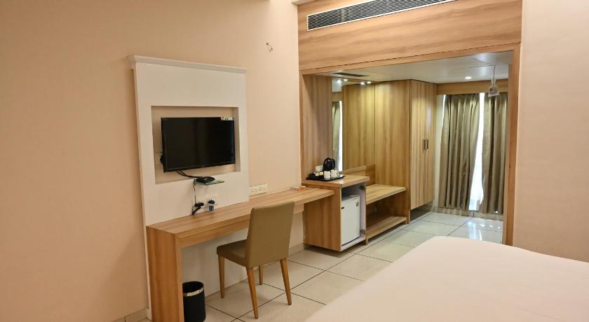 Фото Rang Lords Inn Bharuch