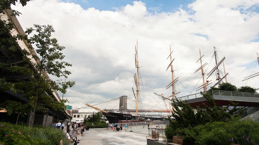 Фото Gild Hall - A Thompson Hotel