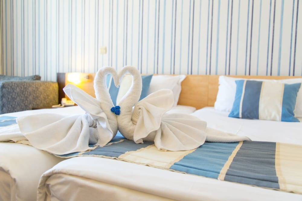 Фото Breathless Resort & SPA