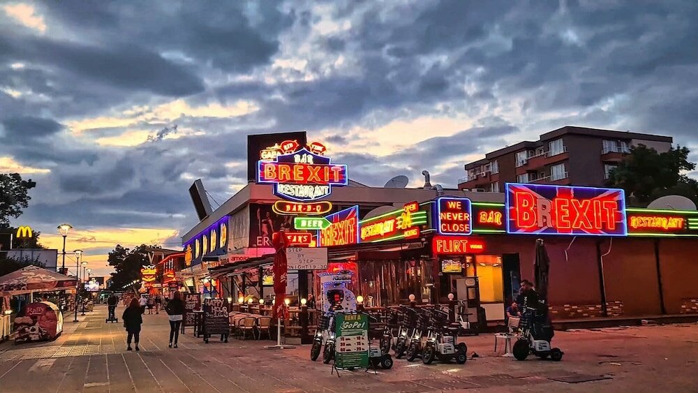 Фото Hotel Lotus