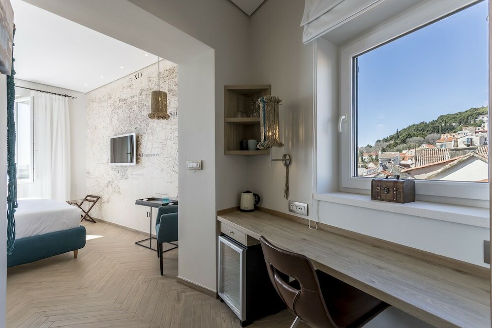 Фото Seaview Luxury Retreat