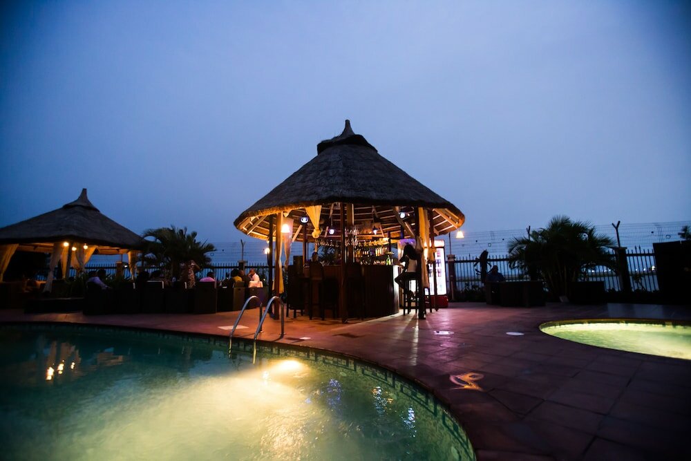 Фото Hotel Bon Voyage