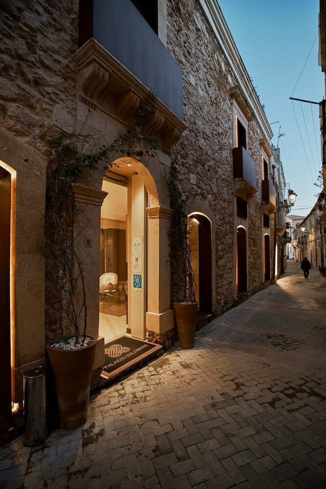 Фото Palazzo Salomone