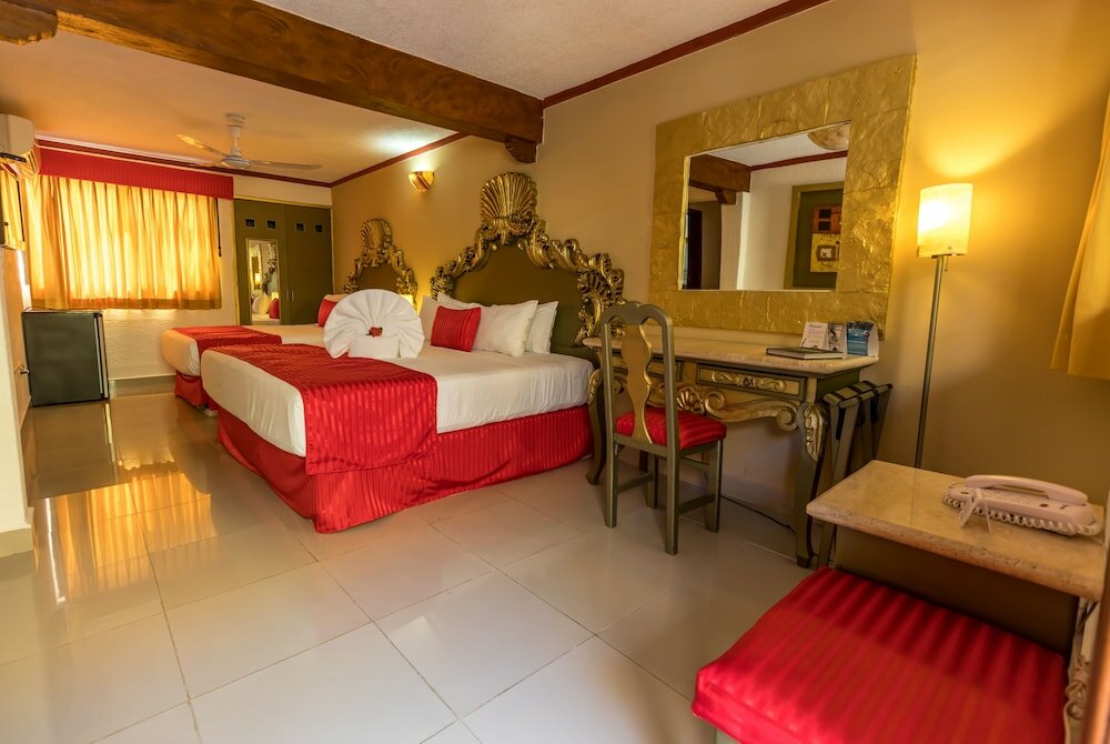 Фото Hotel Las Golondrinas