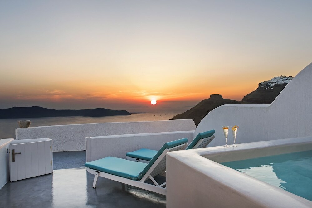 Фото Aura Suites