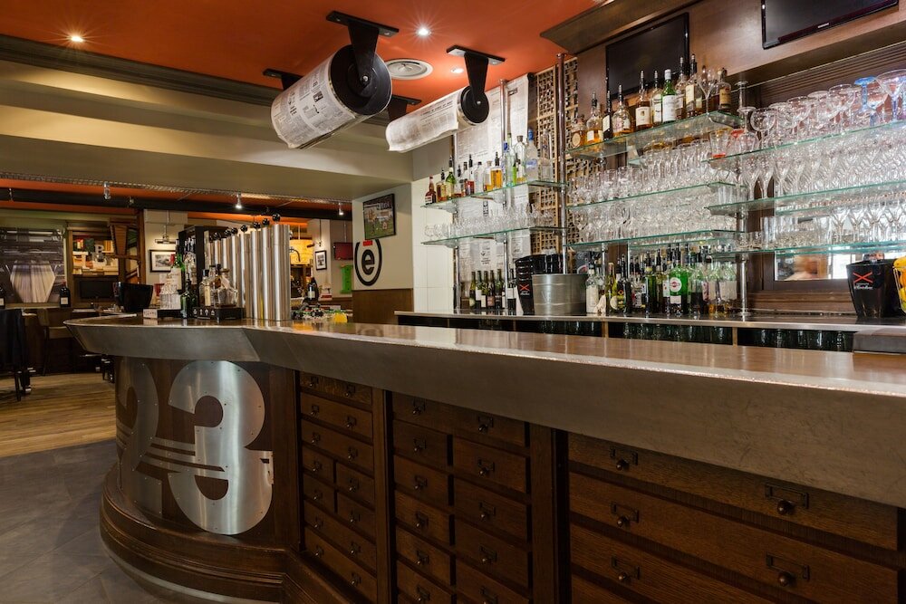 Фото Hôtel Bristol Reims