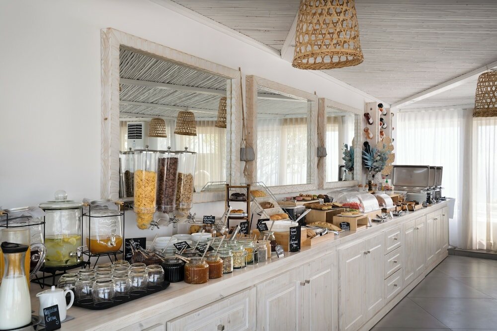 Фото Santorini Princess SPA Hotel