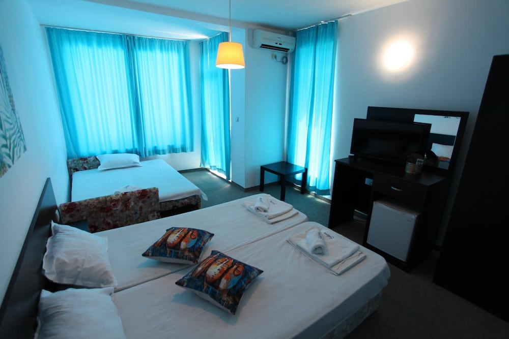 Фото Salena Beach