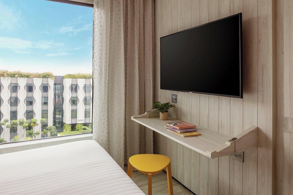 Фото Village Hotel Sentosa by Far East Hospitality