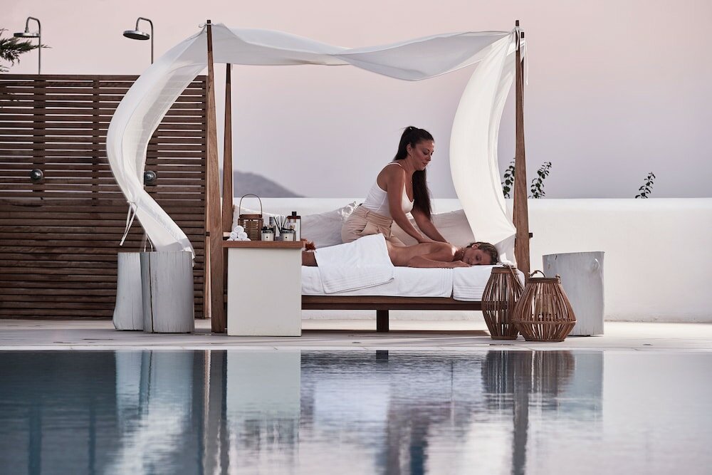 Фото 18 Grapes Hotel