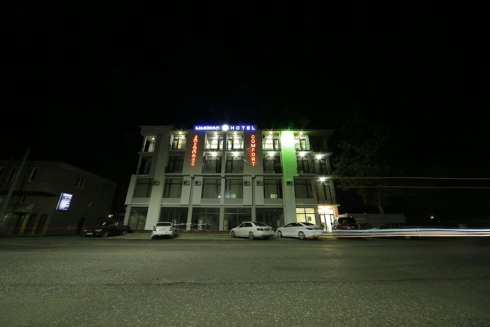 Фото отеля 2