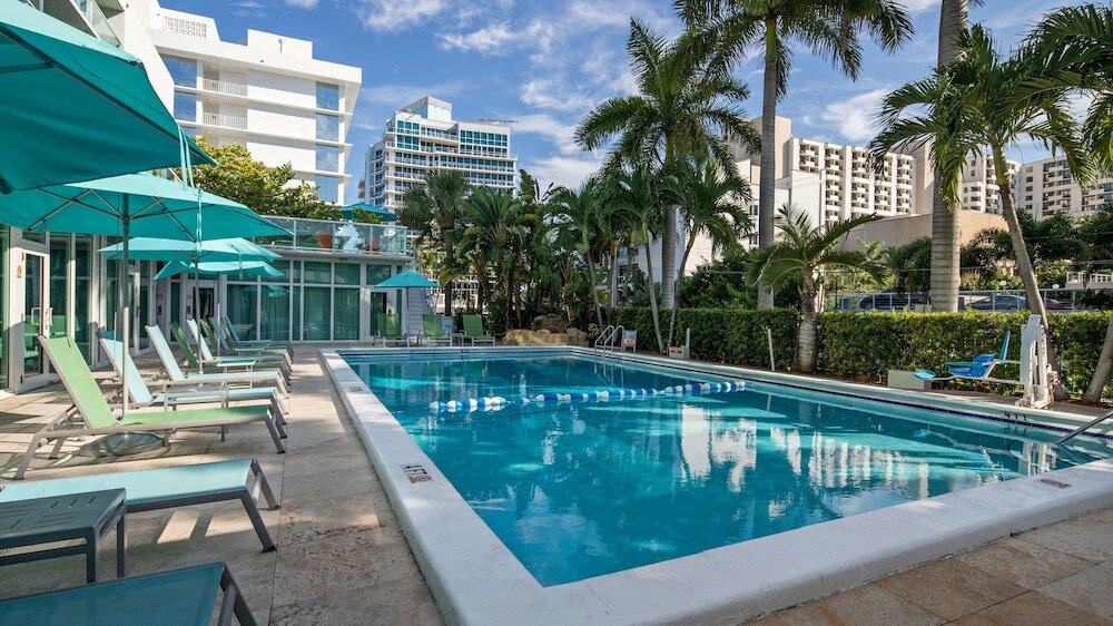 Фото Best Western Plus Oceanside Inn