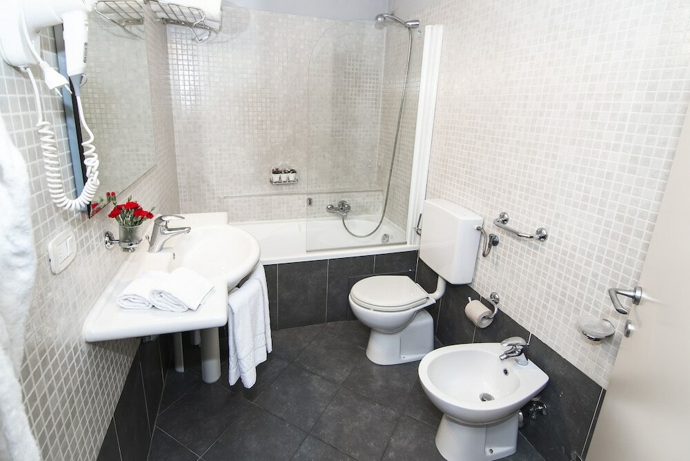 Фото Hotel La Colonna