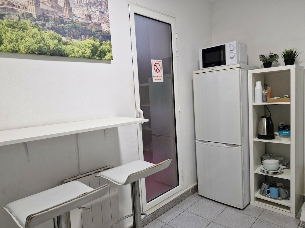 Фото Hostal Elkano