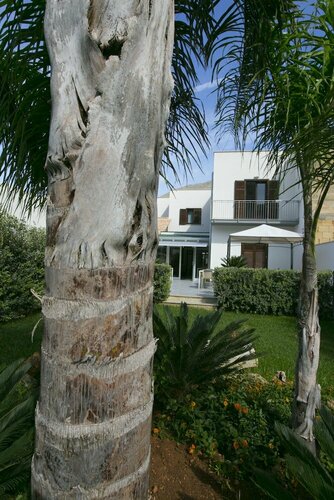 Внешний вид отеля Rotte e Sentieri B&b в Сан-Вито-Ло-Капо, фото 4