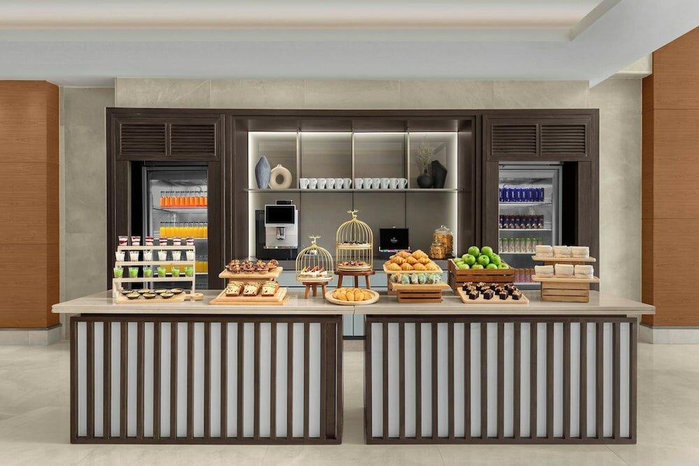 Фото Courtyard by Marriott Bangkok