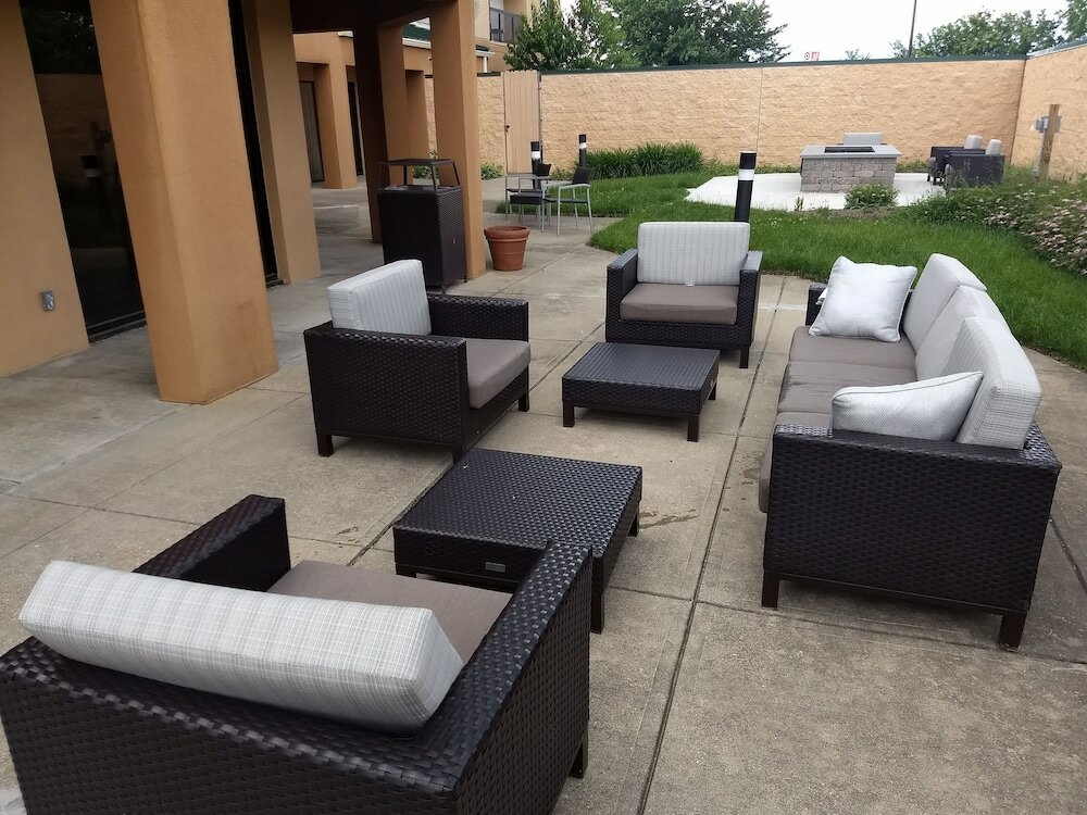 Фото Courtyard by Marriott Indianapolis South