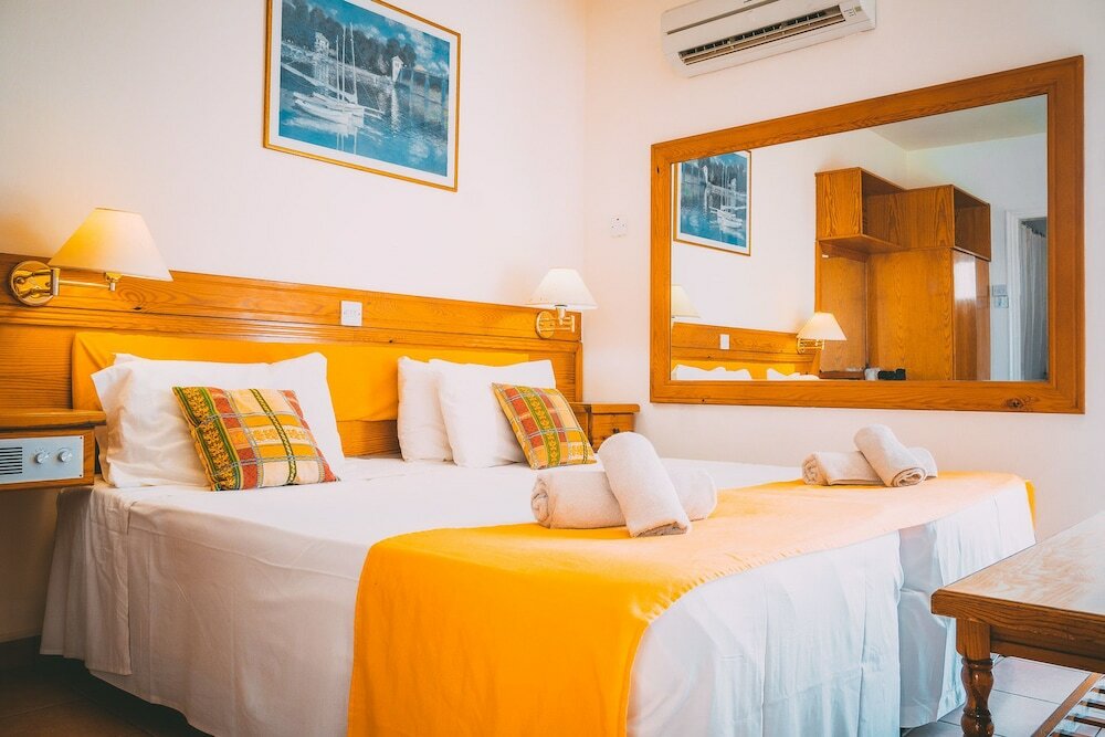 Фото Chrysland Hotel