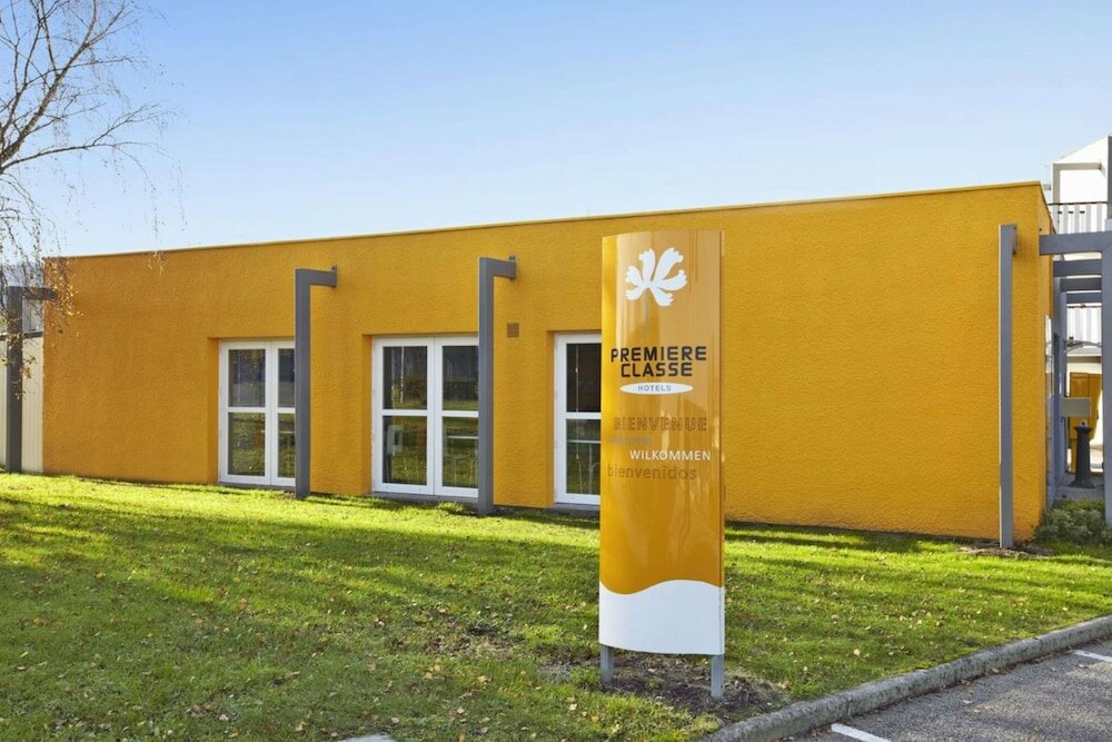 Фото Premiere Classe Cherbourg - Tourlaville